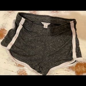 Aero super soft shorts gray with white XXS